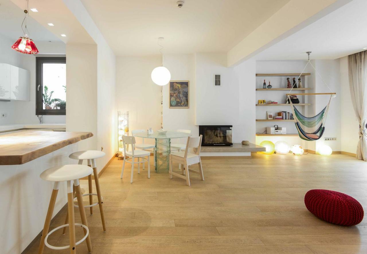 Stylish 3-Bedroom Apartment & Terrace Thessaloniki Exterior foto